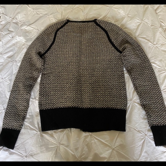 Sweater - Picture 3 of 3